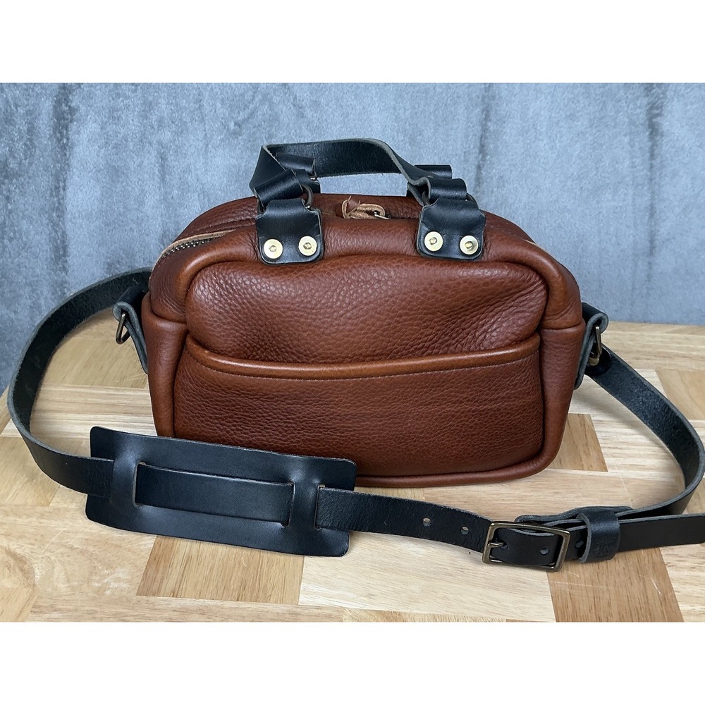 Go Forth Goods Small Hoffman Crossbody Shoulder Hand Bag in Saddle W/ Black EUC